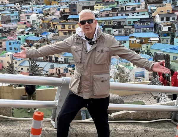 Ο Τάσος Δούσης και οι «ΕΙΚΟΝΕΣ» ταξιδεύουν στη Νότια Κορέα Κυριακή στις 17:45