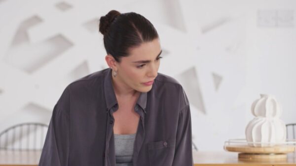 «Η γη της ελιάς»: Ο Στάθης αλλάζει στάση απέναντι στην Αριάδνη και τον Κουράκο και η Ιουλία γίνεται έξαλλη