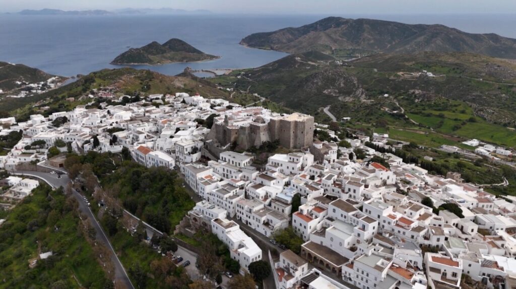 ΣΚΑΪ – «Όπου Υπάρχει Ελλάδα»: Ζωντανά σήμερα από το ιερό νησί της Πάτμου