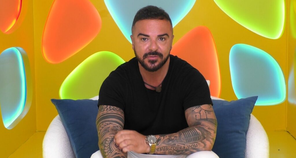 Big Brother: Ο Τριαντάφυλλος ξεσηκώνει το σπίτι – Απόψε στις 23:15 στον ΣΚΑΪ – Δείτε το τρέϊλερ
