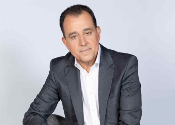 Ο Σεραφείμ Κοτρώτσος στην βραδινή ζώνη του ACTION 24 με την εκπομπή «Επόμενη Μέρα»