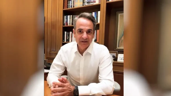 Κυριάκος Μητσοτάκης για τη νέα τηλεφωνική γραμμή 1566: «Όλη η υγεία σε έναν αριθμό»