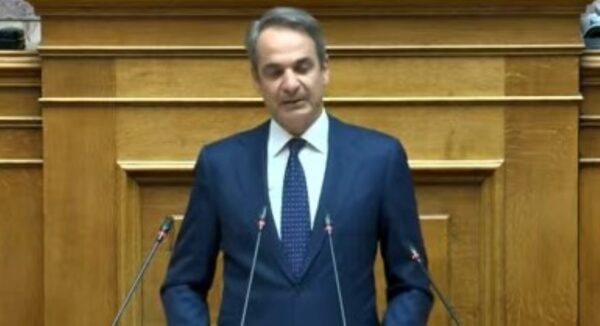Μητσοτάκης για τον θάνατο του Σαββόπουλου: «Ο Διονύσης μας δεν είναι πια εδώ…»
