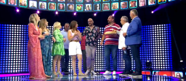 Καλό καλοκαίρι από το «Η Ελλάδα Ψηφίζει»: Ραντεβού από την επόμενη σεζόν – Δείτε βίντεο