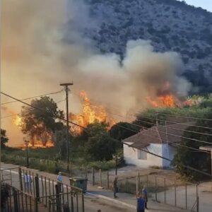 Πύρινος εφιάλτης σε Πρέβεζα και Άρτα – Εκκενώσεις σε πολλά χωριά της περιοχής
