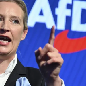 Γερμανία: Πρώτη η ακροδεξιά στις δημοσκοπήσεις – Δυσαρέσκεια από την κυβέρνηση