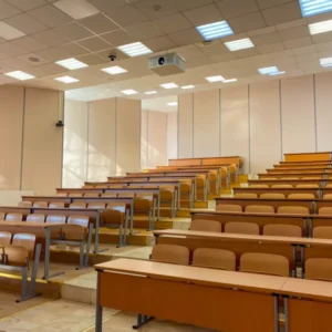 Κόντρα κυβέρνησης – ΠΑΣΟΚ για τα ιδιωτικά Πανεπιστήμια: Ανεκδιήγητες ανακοινώσεις – Τελικά ήρθε η Σορβόννη, κ. Μαρινάκη;»