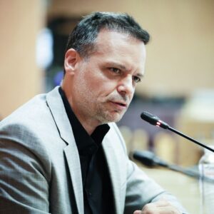 Δούκας σε πρέσβη Ισραήλ: Δεν δεχόμαστε μαθήματα δημοκρατίας από όσους σκοτώνουν αμάχους