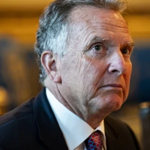 «Ο Γουίτκοφ χρειάζεται ψυχίατρο»: Οι Ευρωπαίοι εξοργίζονται με το σχέδιο του Τραμπ να επωφεληθεί από τα παγωμένα ρωσικά περιουσιακά στοιχεία