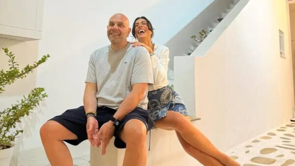 Ήβη Αδάμου – Μιχάλης Κουινέλη: Φωτογραφίες από τις διακοπές τους στην Πάρο