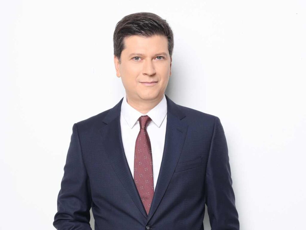 Ο παλμός της επικαιρότητας χτυπάει στο ΕΡΤNEWS τη Δευτέρα 25 Αυγούστου 2025, από τις 5:30 το πρωί, με δυνατές πρεμιέρες