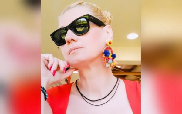 Έχει και η Ραχήλ Μακρή πρόβλημα: Δεν έβρισκε διαθέσιμη …μανικιουρίστα