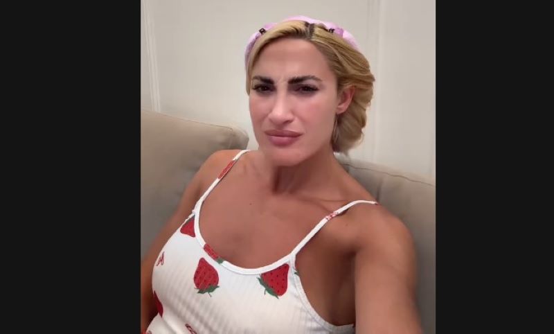 Ιωάννα Τούνη: «Έχω 4 διαφορετικές δουλειές χωρίς ωράριο και δουλεύω κάθε μέρα όπου κι αν βρίσκομαι» (βίντεο)