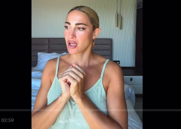 Ιωάννα Τούνη: «Αρρωστημένα μυαλά,ο Ανδρέας  είναι κολλητός μου από τα 17»,  ξεσπά για τα πικρόχολα σχόλια (βίντεο)