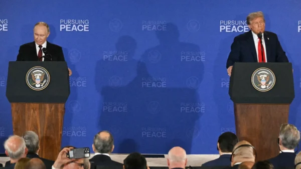 Συνάντηση Τράμπ – Πούτιν: «Σημειώθηκε πρόοδος αλλά όχι συμφωνία» – Ο Ρώσος πρόεδρος κάλεσε τον Τράμπ στη Μόσχα (βίντεο)