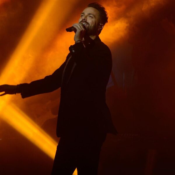 «Η κατάντια είναι να μην σέβεσαι τα πιστεύω των υπολοίπων» – Έξαλλος ο Ηλίας Βρεττός με σχόλιο