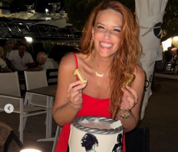 Σίσσυ Χρηστίδου: Γενέθλια για τον μεγάλο της γιο – Οι τρεις τούρτες και το πάρτι στη Χαλκιδική