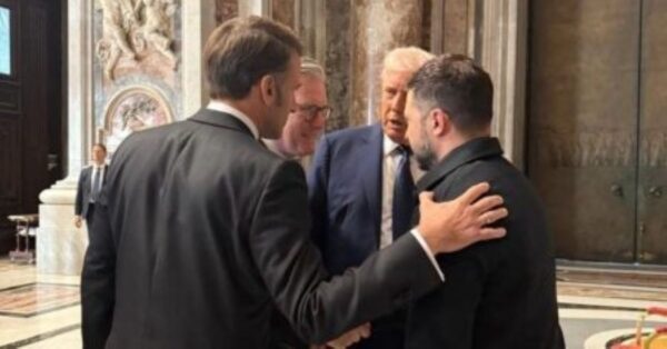 «Μεγάλη μέρα», λέει ο Τραμπ για τη σύνοδο με Ζελένσκι και Ευρωπαίους ηγέτες – Στις 20:00 η συνάντηση με τον Ουκρανό πρόεδρο