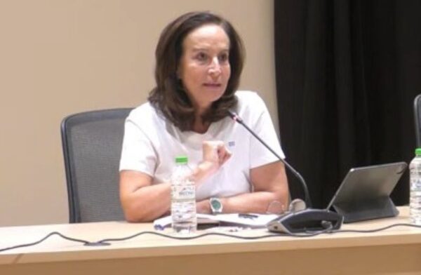 Διαμαντοπούλου:  «Να μην γίνουμε Καρυστιανού ή Κωνσταντοπούλου»  – Βίντεο