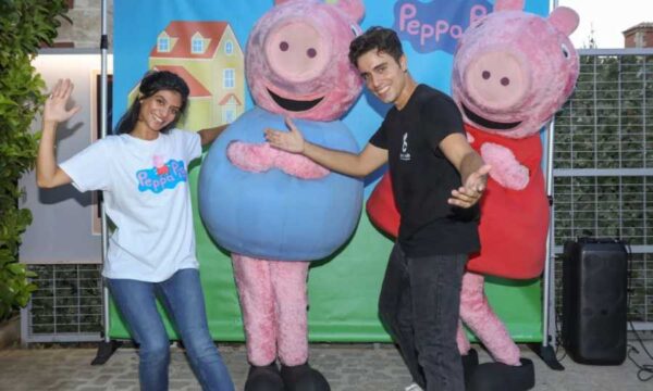 «Η Πέππα γνωρίζει το νέο μωρό»: Με παιδικά γέλια και χαμόγελα ξεκίνησε το ταξίδι της νέας ταινίας της Πέππα