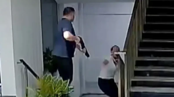 Άγριο έγκλημα στην Τουρκία: 44χρονος εκτέλεσε την 42χρονη πρώην σύζυγό του μέσα σε νοσοκομείο – Δείτε βίντεο