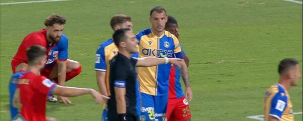 Βόλος – Αστέρας Τρίπολης 2-1: Η δεύτερη σερί νίκη των γηπεδούχων άφησε τους Αρκάδες στον πάτο της Super League