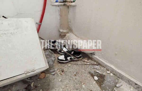 Τραγωδία στο Βόλο: 20χρονος φοιτητής σκοτώθηκε καθώς έπεσε από ταράτσα σε φωταγωγό ενώ διασκέδαζε με φίλους (βίντεο)