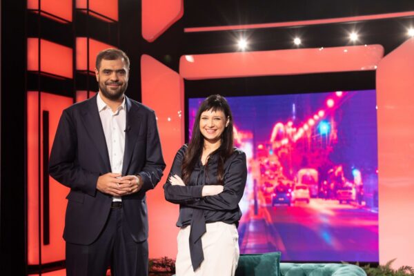 Ο Παύλος Μαρινάκης απόψε τα μεσάνυχτα στο «Καλύτερα Αργά»