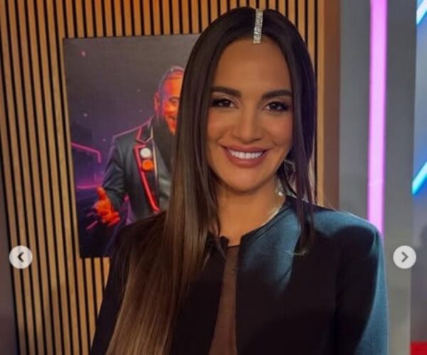 Ρία Ελληνίδου: “Αφήνω ανοιχτή την κουρτίνα για τους γείτονες, να πάρουν λίγο μάτι” (βίντεο)