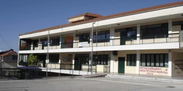 Ηγουμενίτσα: Συνελήφθησαν μαθητές και καθηγήτρια μετά από άγρια συμπλοκή ανηλίκων σε Λύκειο