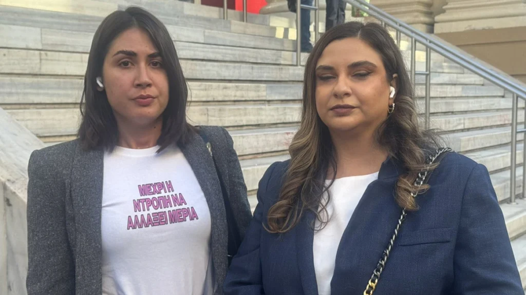 Έλενα Κρεμλίδου: Καταδικάστηκε ο 36χρονος αστυνομικός για την υπόθεση revenge porn – Δάκρυσε μετά την απόφαση – Το μήνυμα της