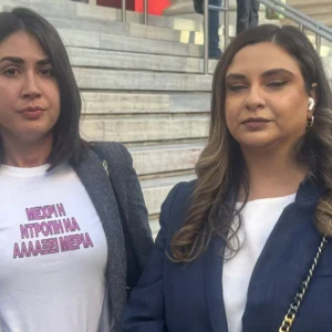 Έλενα Κρεμλίδου: Καταδικάστηκε ο 36χρονος αστυνομικός για την υπόθεση revenge porn – Δάκρυσε μετά την απόφαση – Το μήνυμα της (βίντεο)