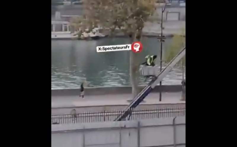 Διάρρηξη στο Λούβρο: «Θα φύγουν, θα φύγουν» -Βίντεο με πλάνα από τους ληστές που εγκαταλείπουν το μουσείο με τα κοσμήματα – εθνικούς θησαυρούς της Γαλλίας
