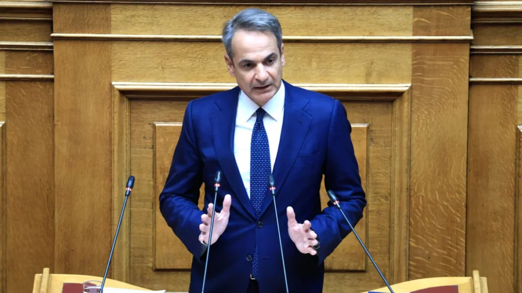 Live Βουλή – Μητσοτάκης: Οι εθνικοί χειρισμοί δεν ασκούνται σε καφενεία και τηλεοπτικά πάνελ