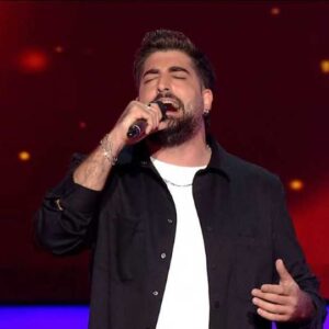 Ο Κωνσταντίνος Αγγελόπουλος είπε τον «Παλιόκαιρο» και εξασφάλισε μια θέση στο The Voice