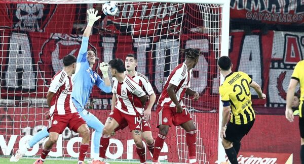 Ολυμπιακός – ΑΕΚ 2-0: Ελ Κααμπί και Ταρέμι «έβαψαν» ερυθρόλευκο το ντέρμπι της Super League