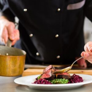 Συνελήφθη τηλεοπτικός σεφ για χρέη προς το Δημόσιο ύψους 350.000 ευρώ