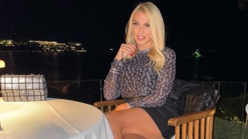 Η Κωνσταντίνα Σπυροπούλου σε κλίμα Halloween μαζί με τους δύο γιους της – Φωτογραφίες