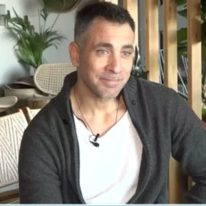 Πάνος Τριανταφύλλου: «Αν μπορούσα να ξαναπερπατήσω, θα χόρευα ένα ζεϊμπέκικο» (βίντεο)