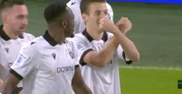 ΑΕΚ – ΠΑΟΚ 0-2: Κυρίαρχος στη Νέα Φιλαδέλφεια με Μπάμπα και Κωνσταντέλια και μόνος πρώτος στην κορυφή της Super League