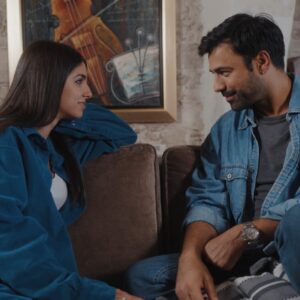 «Η γη της ελιάς»:  Ο Δημοσθένης σαστίζει όταν μαθαίνει πως η νέα αρχηγός της σπείρας είναι η Χριστιάνα που έχει σχέση με τη μαφία της Ιταλίας