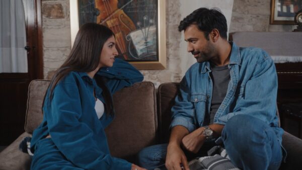 «Η γη της ελιάς»:  Ο Δημοσθένης σαστίζει όταν μαθαίνει πως η νέα αρχηγός της σπείρας είναι η Χριστιάνα που έχει σχέση με τη μαφία της Ιταλίας