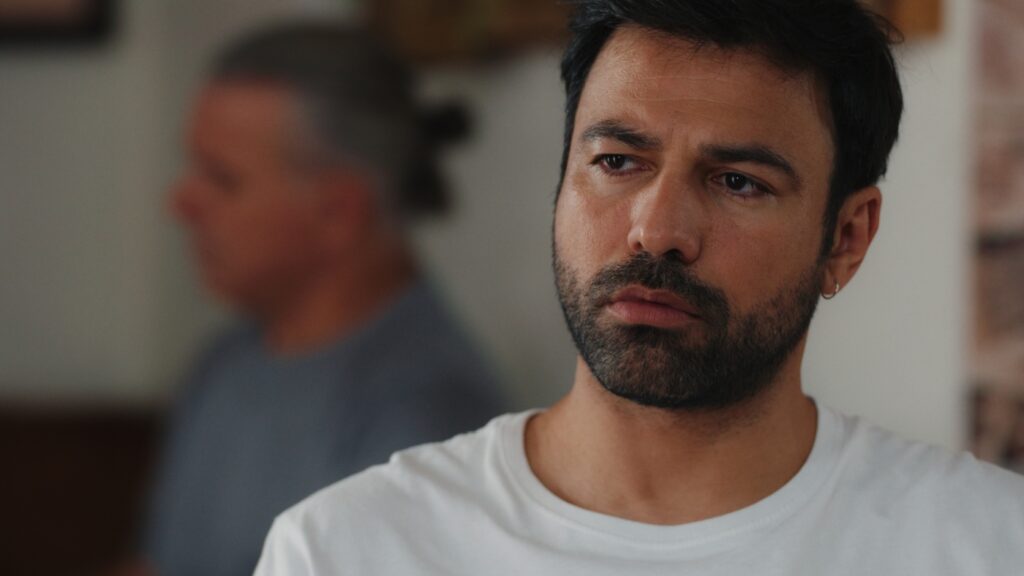 «Η γη της ελιάς»: Η Μαρουσώ εκδικείται τον Μιχάλη για τον χωρισμό τους και του στήνει παγίδα που οδηγεί στη σύλληψη του