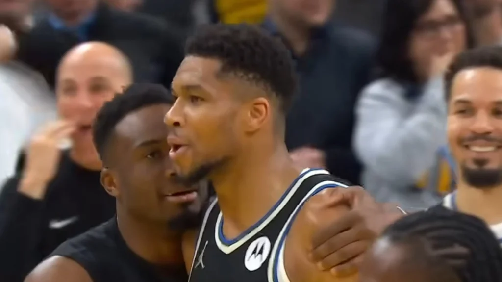 Γιάννης Αντετοκούνμπο: Ξέσπασε εκνευρισμένος  στον κόσμο της Ιντιάνα μετά το σουτ νίκης και ο Θανάσης του φώναξε «ήρεμα ρε φίλε…» (βίντεο)