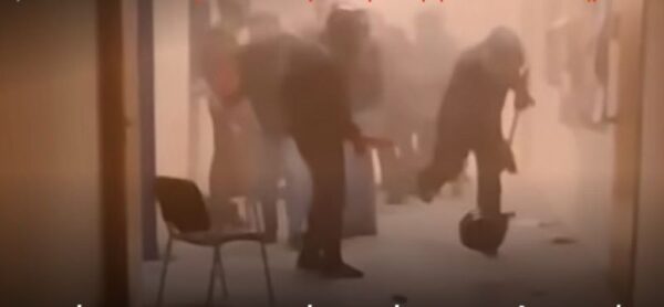 Επεισόδια στο Πολυτεχνείο με ξυλοδαρμούς και ζημιές – Τραυματίες μεταφέρθηκαν σε νοσοκομείο