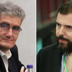 Απίστευτος καβγάς Χρήστου Γιαννούλη-Πέτρου Παππά: Είσαι σαλτιμπάγκος – Εσείς παρακαλάτε στα 4 τον Τσίπρα να σας πάρει στο κόμμα (βίντεο)