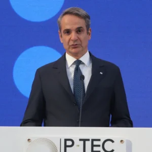 Μητσοτάκης: Η Ελλάδα έχει γίνει «πύλη εισόδου» για τις ενεργειακές ανάγκες της Ευρώπης – Το ρωσικό φυσικό αέριο δεν μπορεί να μπαίνει από την πίσω πόρτα, την Τουρκία