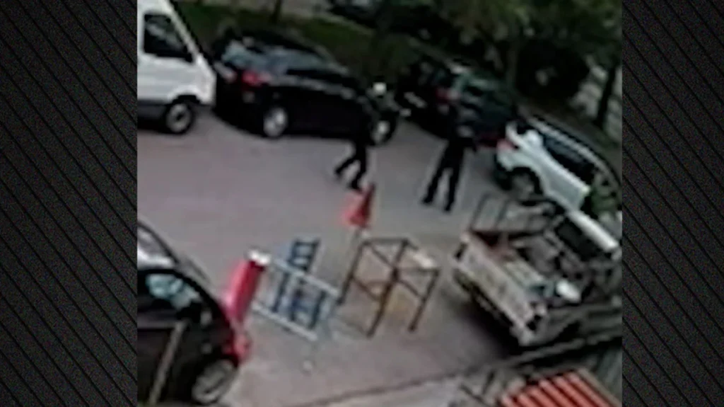 Νέος Κόσμος: Βίντεο ντοκουμέντο από την στιγμή που ο 29χρονος επιτίθεται με μανία στον 58χρονο – Σοκάρει η ιατροδικαστική για τα χτυπήματα