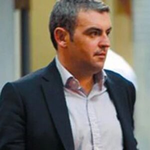 Οι εκτελεστές του Γιάννη Λάλα κινήθηκαν με BMW που φέρεται να είχε νοικιάσει ο πρώην εξ απορρήτων του Νίκου Παππά, Μανώλης Πετσίτης, σε απόπειρα φόνου τον Σεπτέμβριο