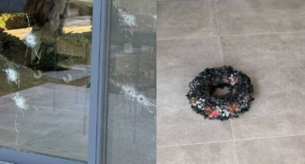 Ρόδος: Γάζωσαν με 14 σφαίρες μεζονέτα επιχειρηματία, άφησαν μαύρο στεφάνι στην είσοδο (βίντεο από τους πυροβολισμούς)